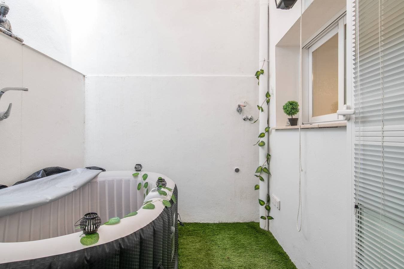 Foto 3 von 21: Apartment 'Serranía' mit privater Terrasse, WLAN und Klimaanlage