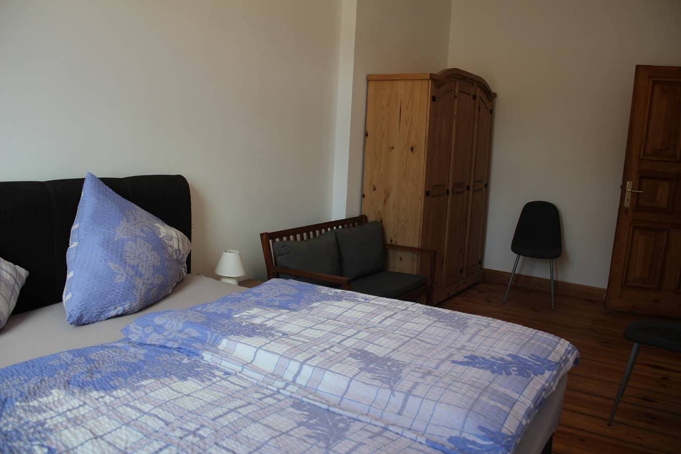 Foto 9 von 28: Ferienwohnung Eg Links - Lychen mit Seeblick, Gemeinschaftsterrasse und WLAN