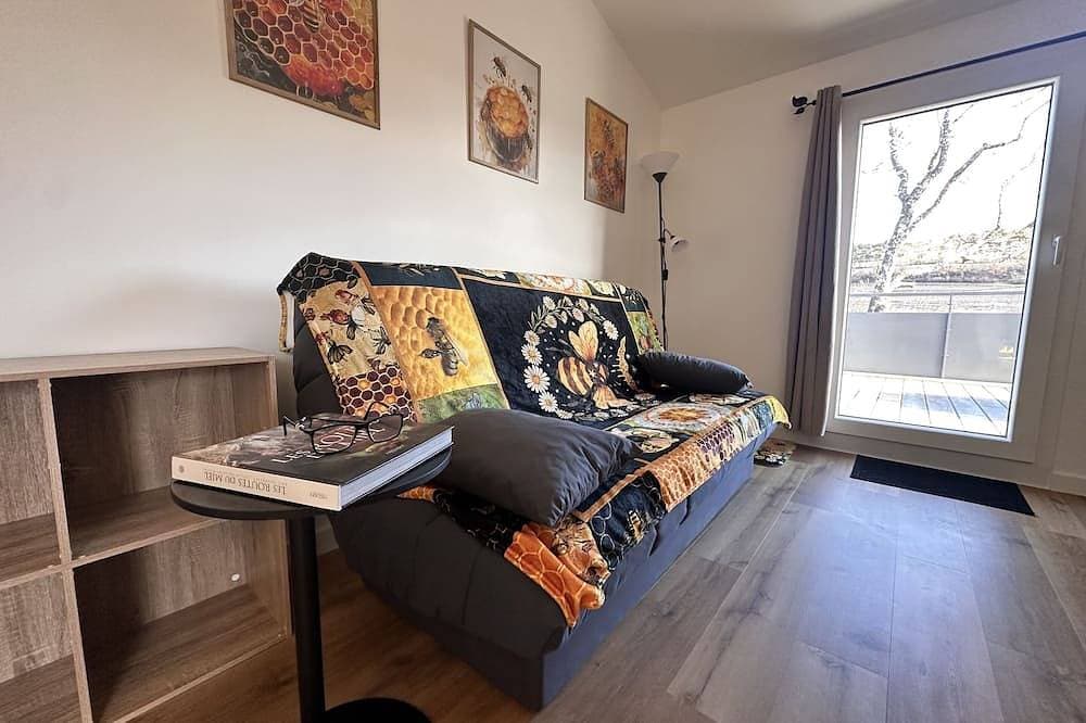 Foto 8 von 29: Apartment-La Butineuse-Cottage-Ensuite mit Dusche-Blick auf die Landschaft