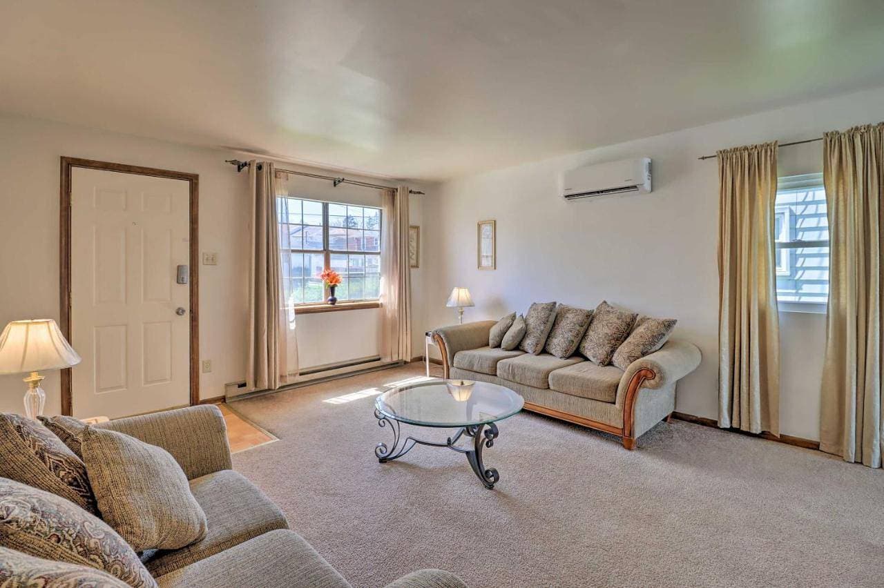 2 Mi to Dtwn Allentown Shops & Eats! Cozy Home 1