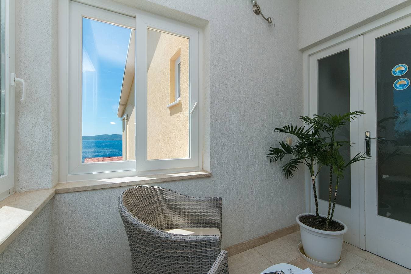 Foto 4 von 15: Zimmer mit Terrasse Brela, Makarska S-2717-i