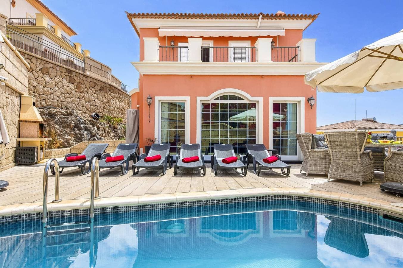Foto 6 von 22: Villa für 6 Personen mit Garten
