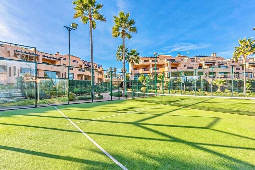 Foto 11 von 30: Casares Beach Doña Julia Golf Apartment With Private Garden Direct Pool Access