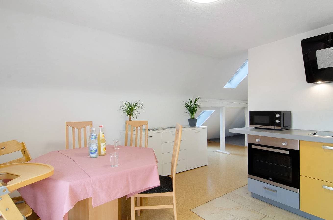 Foto 8 von 22: Ferienwohnung "Am Schlosssee" mit Balkon und WLAN