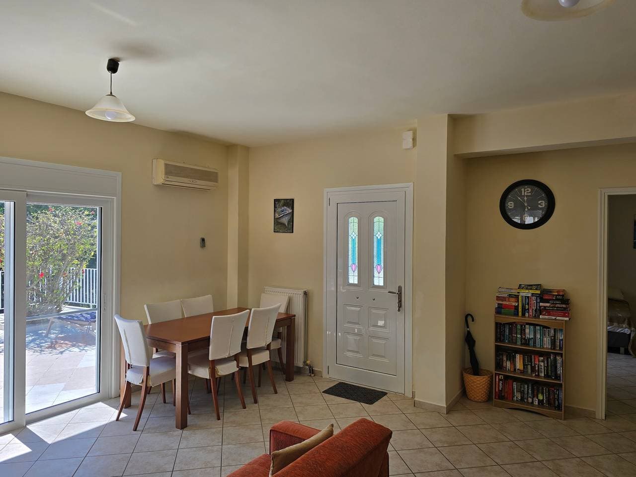 Foto 4 von 34: Villa für 7 Personen mit Balkon