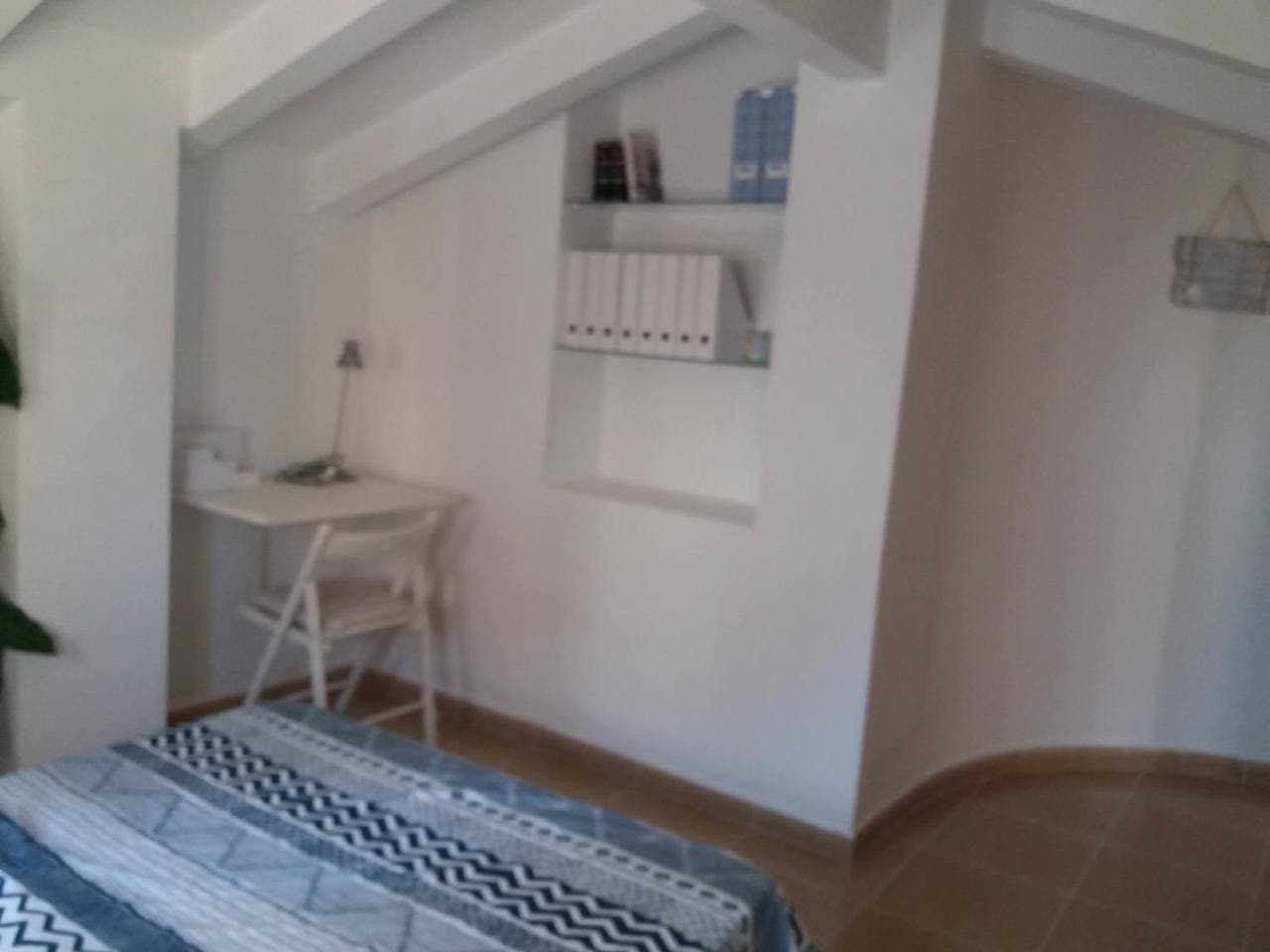 Foto 7 von 32: Five-Bedroom House