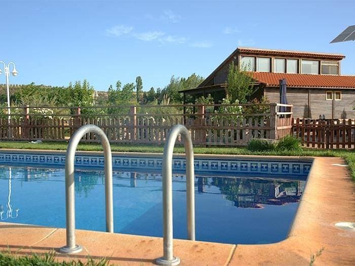 Foto 12 von 21: Landhaus für 12 Personen mit Pool