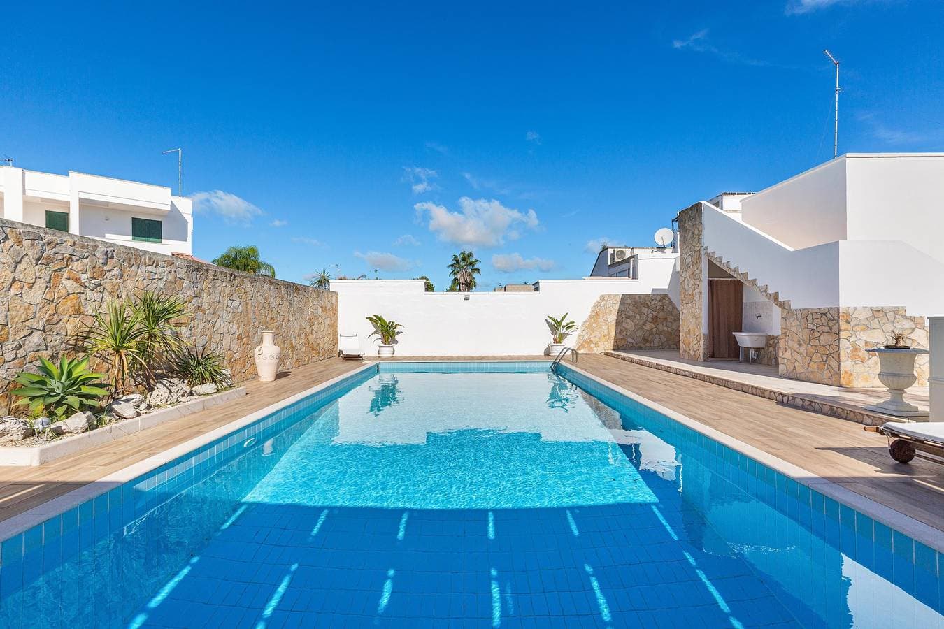 Foto 2 von 38: Villa für 6 Personen mit Pool