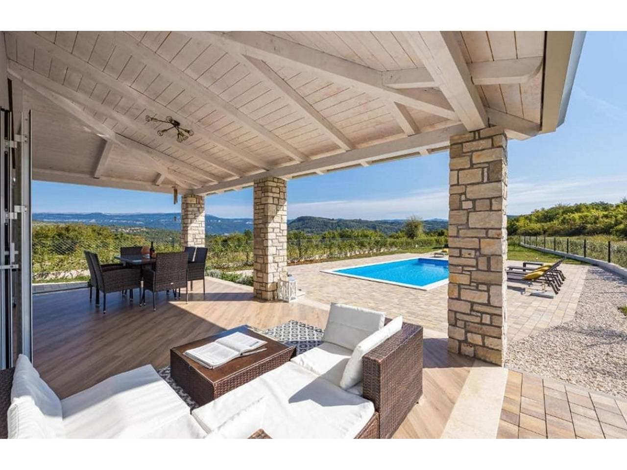 Foto 11 von 32: Villa Isabella with pool in Sovinjak, Istria