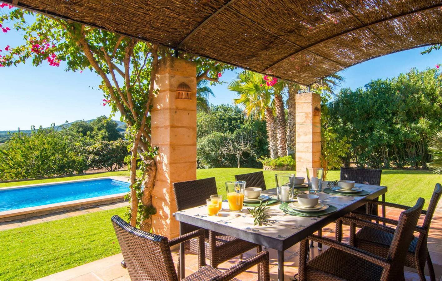Foto 6 von 29: Gemütliches Apartment am Strand mit Pool und Küche