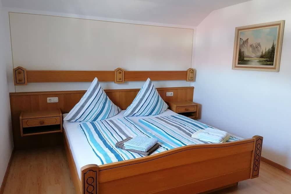 Foto 7 von 28: Ferienwohnung in herrlicher Lage mit großer Terrasse und schönem Bergblick