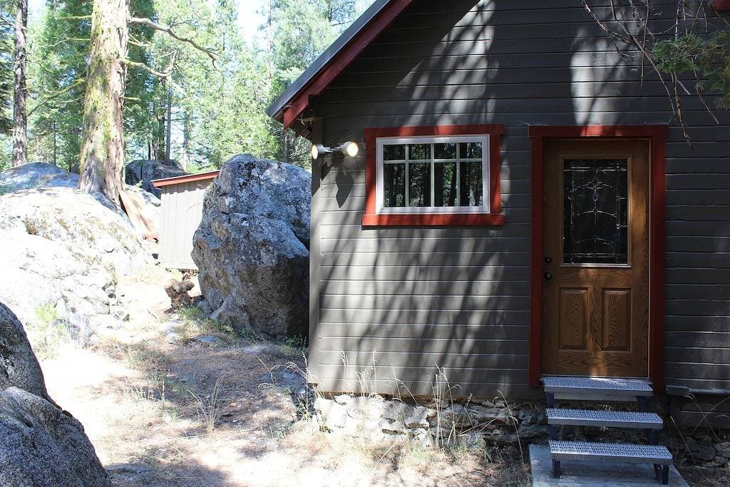 Foto 12 von 21: Adorable Mountain Getaway