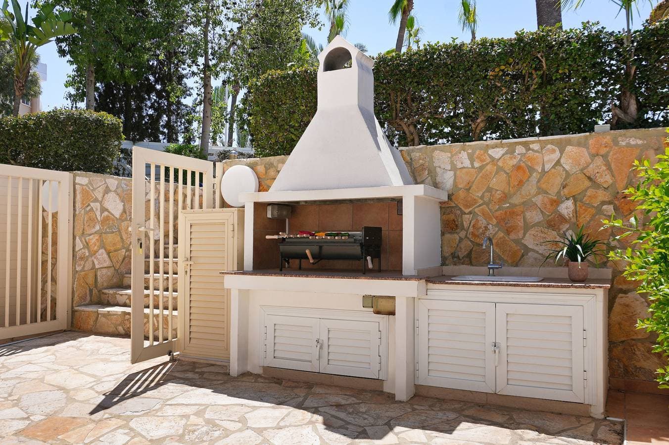 Foto 5 von 39: Villa für 8 Personen mit Balkon