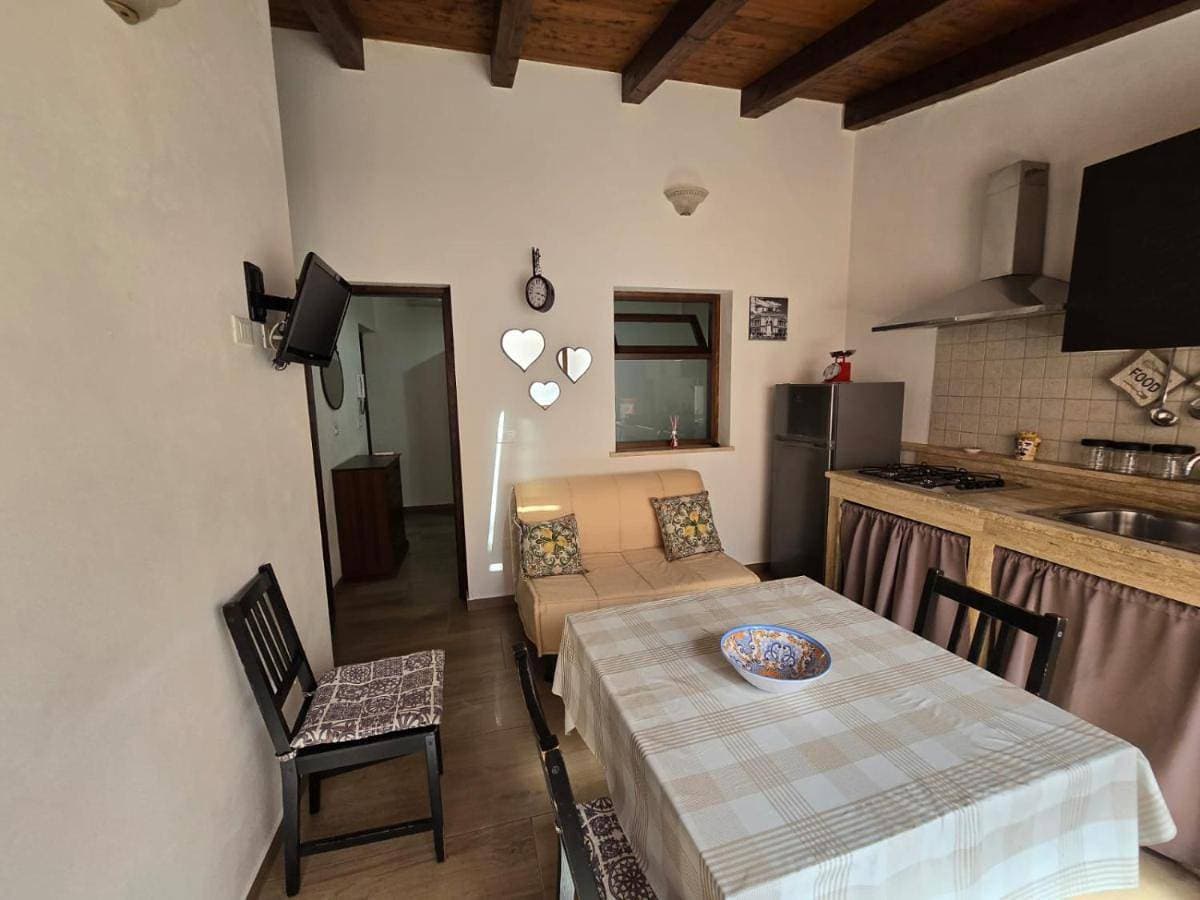 Casa Vacanza Isola di Eufemio 1