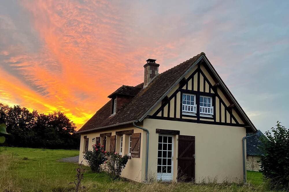 Foto 11 von 25: L'Etape Normande ~ country house with Jacuzzi