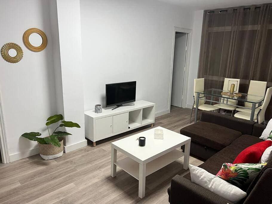 Foto 5 von 11: Two-Bedroom Apartment