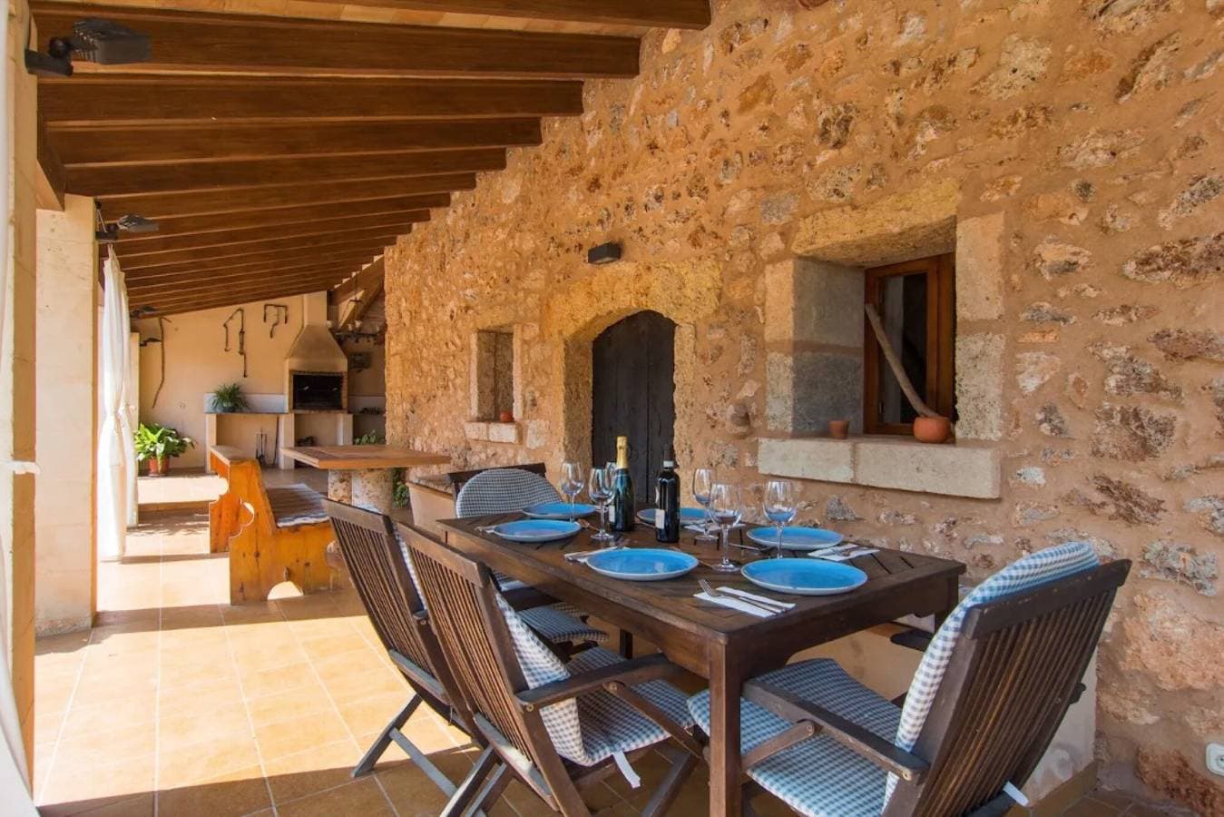 Foto 8 von 27: Ferienhaus "Lletreres" mit privaten Terrassen, privatem Pool und WLAN