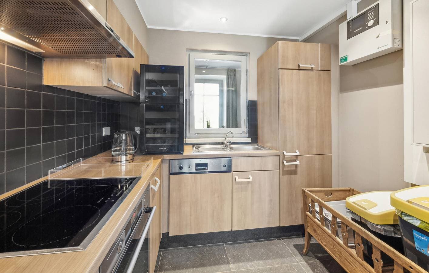 Foto 8 von 21: Cozy 2BR Apartment with Terrace, Parking & Internet | Feuerscheid 1.5km