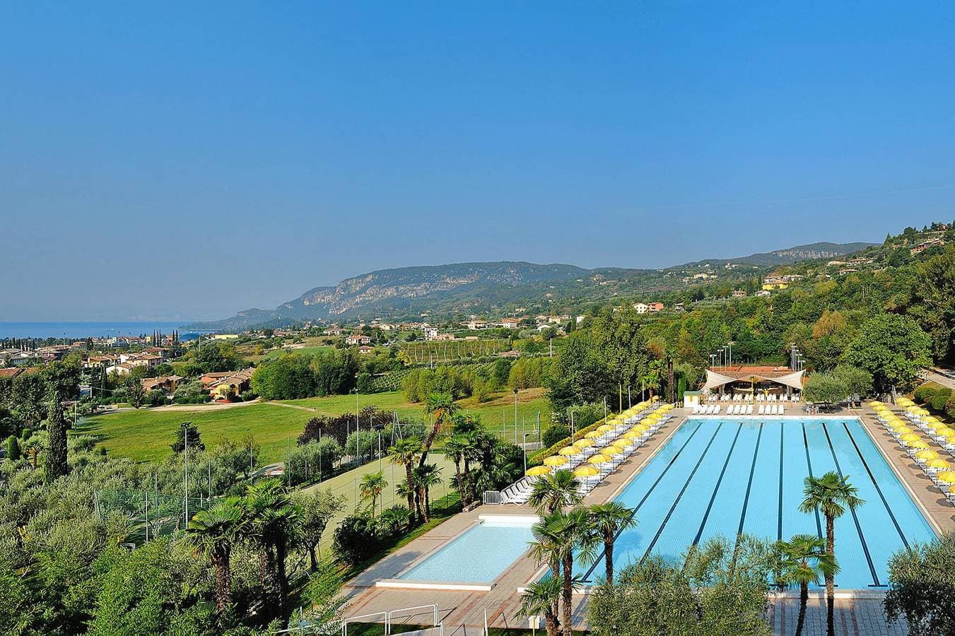 Ferienwohnungen Poiano in Garda mit Pool 1
