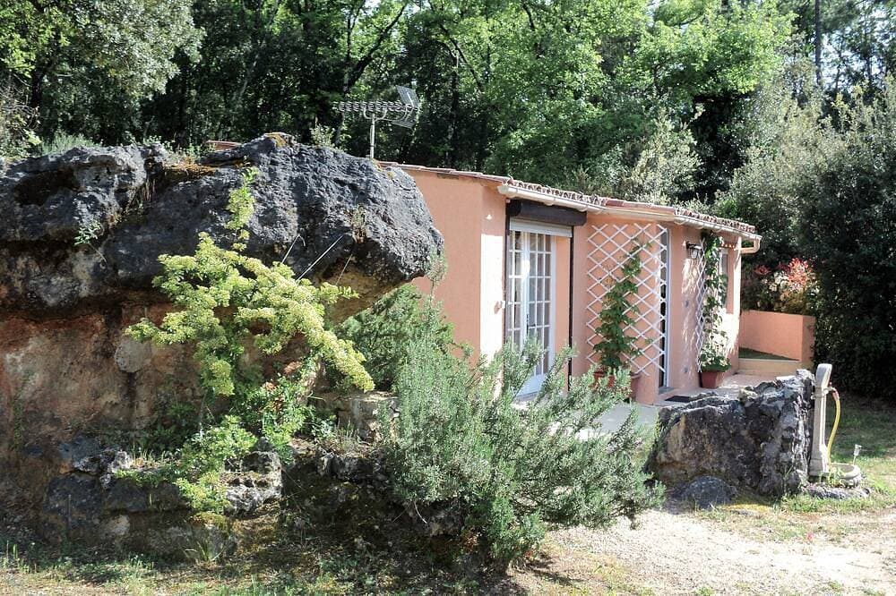 Ferienhaus mit Spa (Jacuzzi) \"Les Oiseaux\" 1