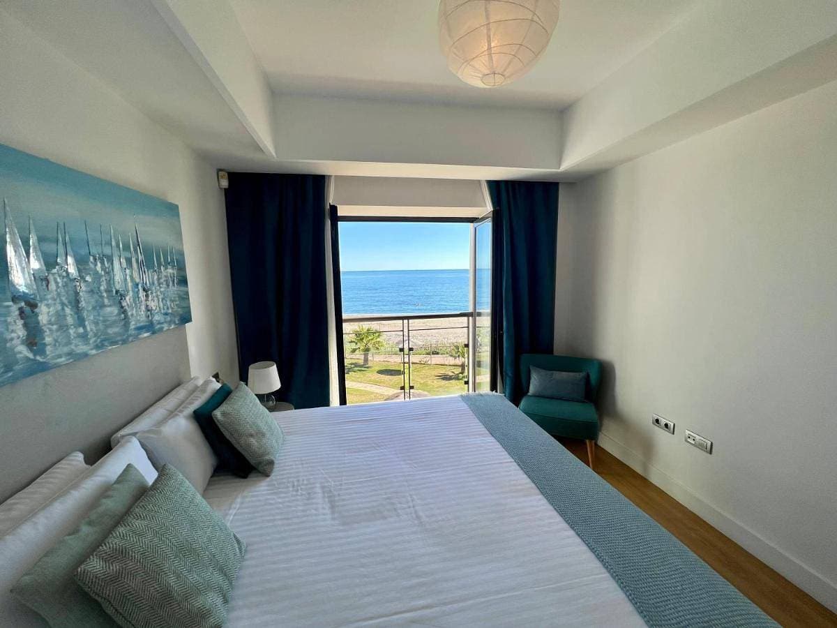 Foto 3 von 42: Apartment with Sea View