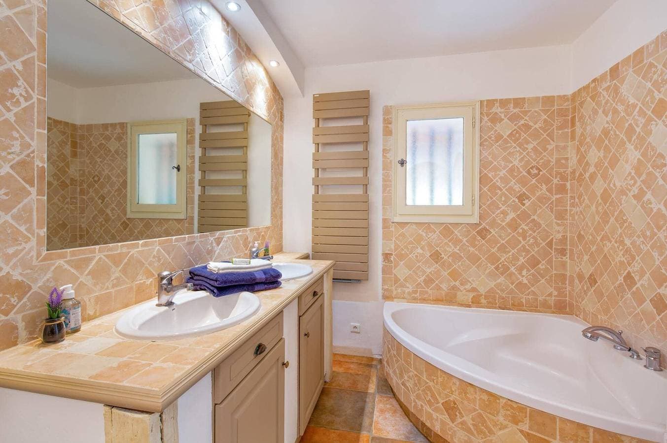 Foto 12 von 29: Villa für 10 Personen mit Garten