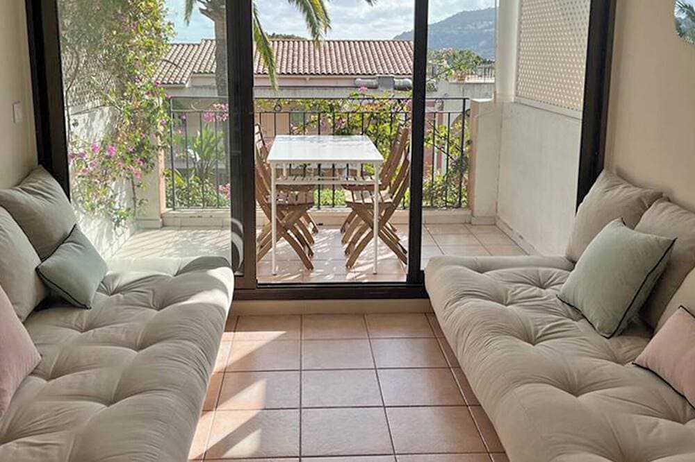 Foto 7 von 18: 23. A cosy little apt with pool, tennis court & parking in a quiet residence