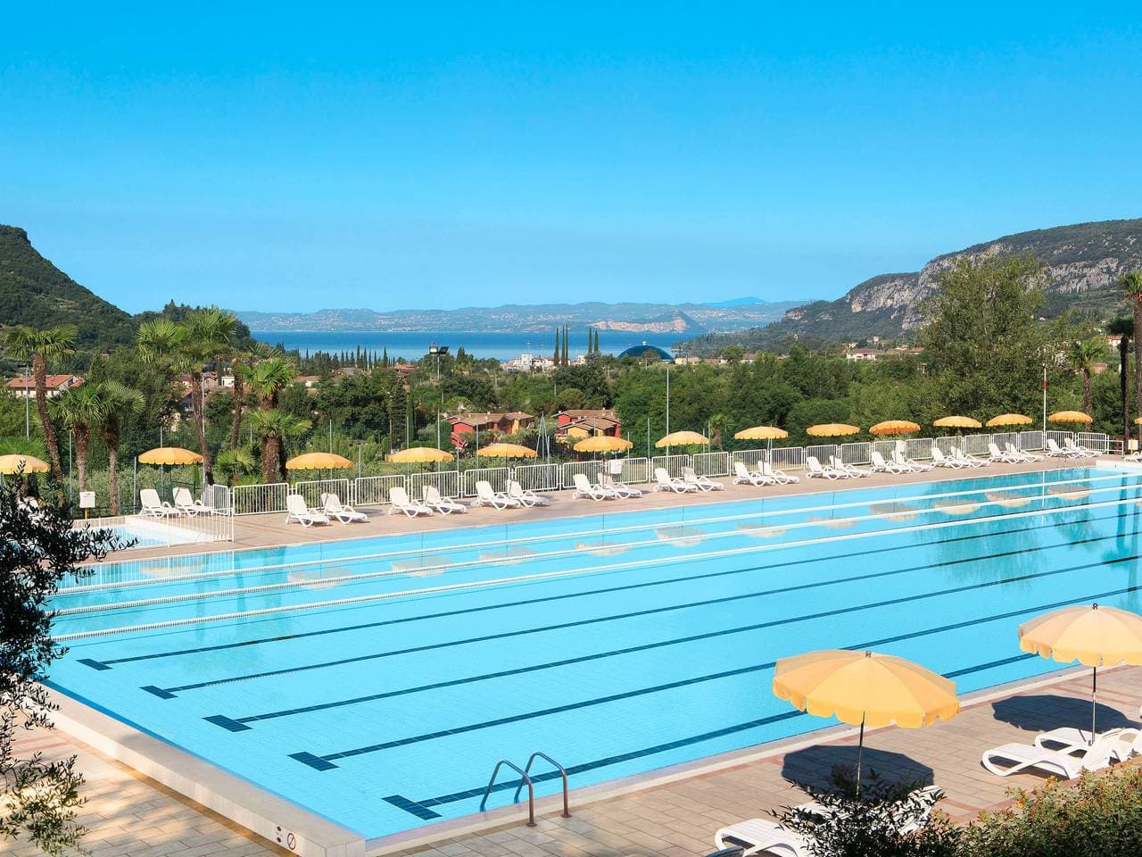 Sehr grosse Ferienanlage Poiano Resort Appartamenti 1