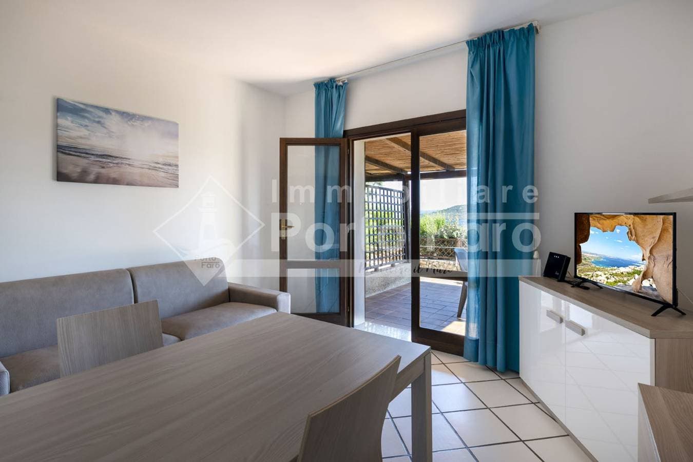 Foto 3 von 14: Ferienwohnung für 4 Personen mit Terrasse