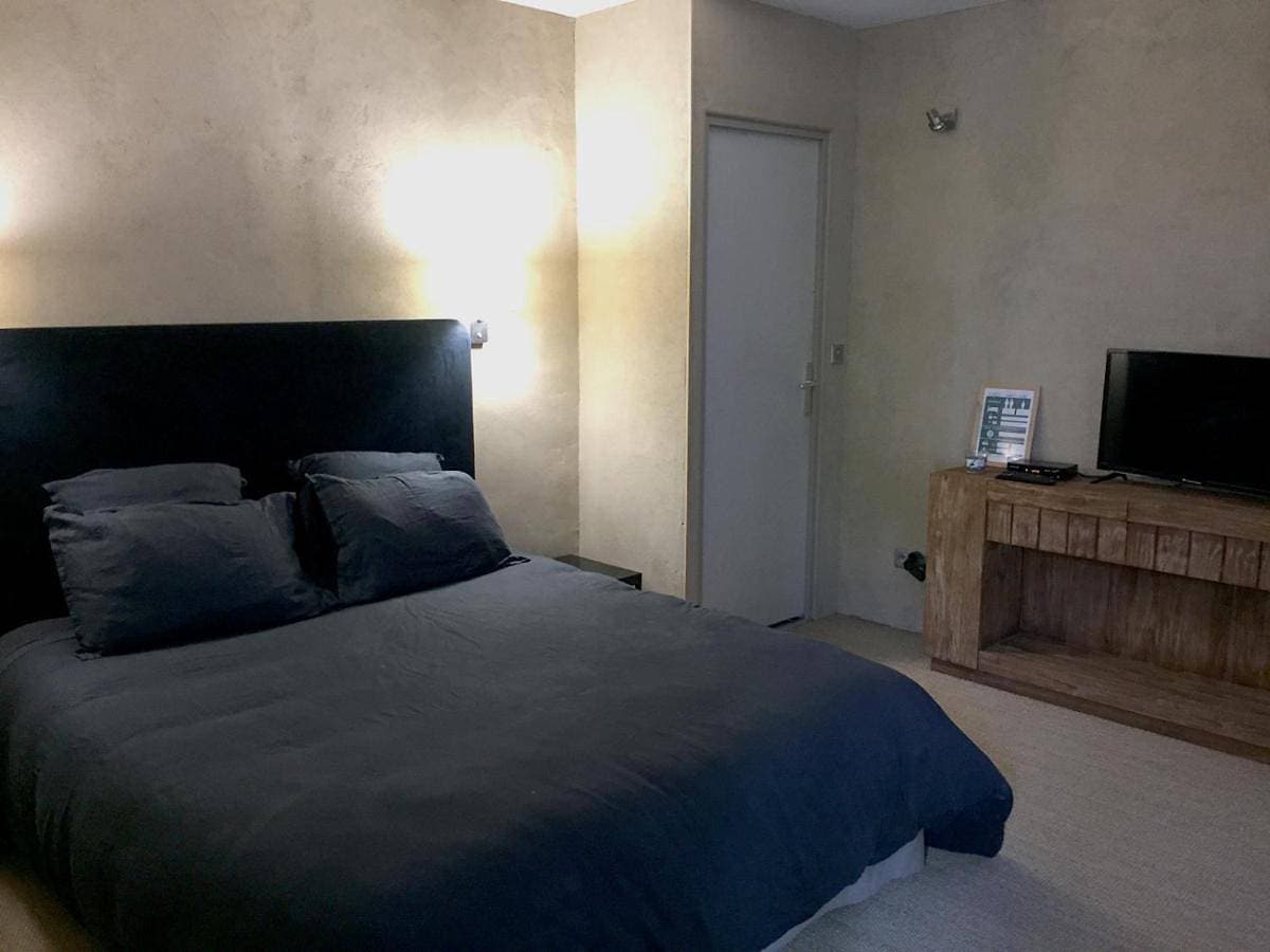 Foto 2 von 9: Double Room with Balcony