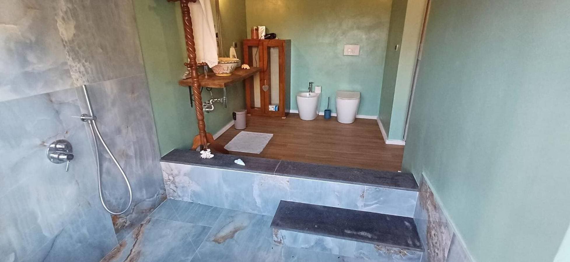 Foto 13 von 18: Villa Thalassa Suite – Ihre ideale Oase mit WLAN und Klimaanlage