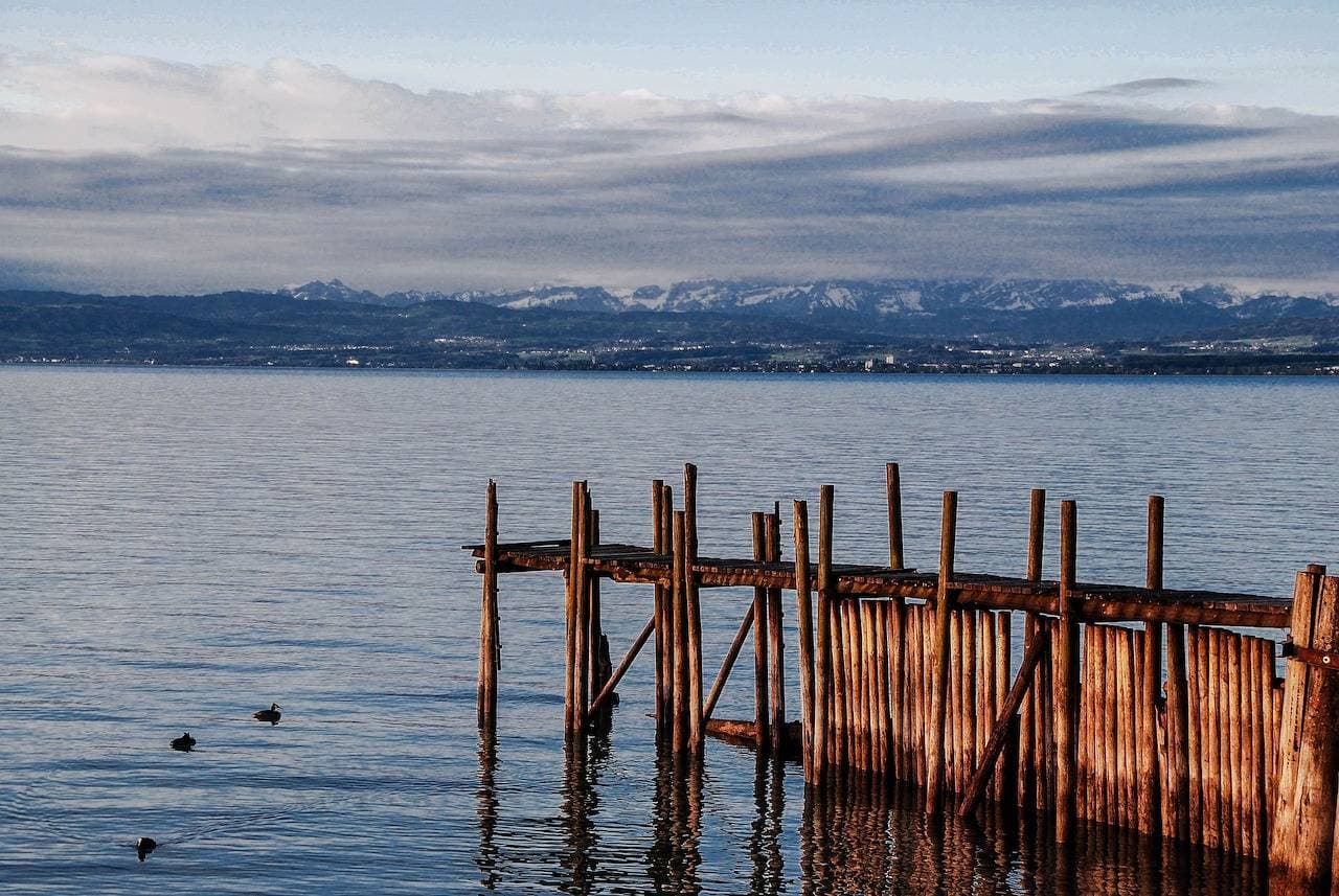 Foto 4 von 23: Birkhofer See genießen – Aparthotel am Bodensee - 3 Zimmer-Appartement Superior mit Seeblick