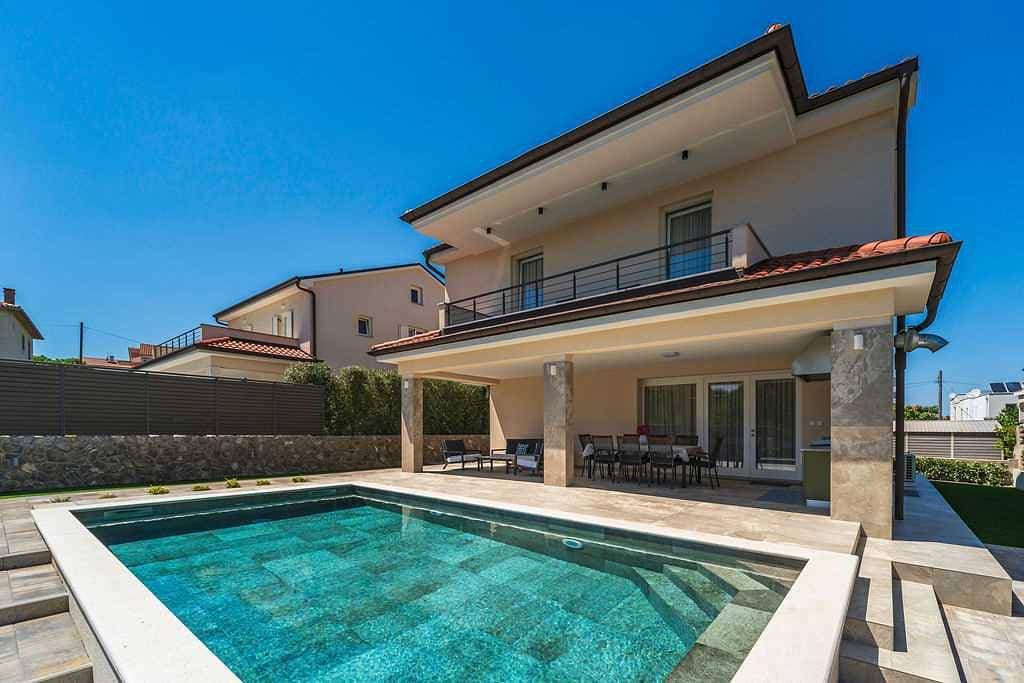 Foto 3 von 28: Villa Manuela mit privatem Pool in Strandnähe