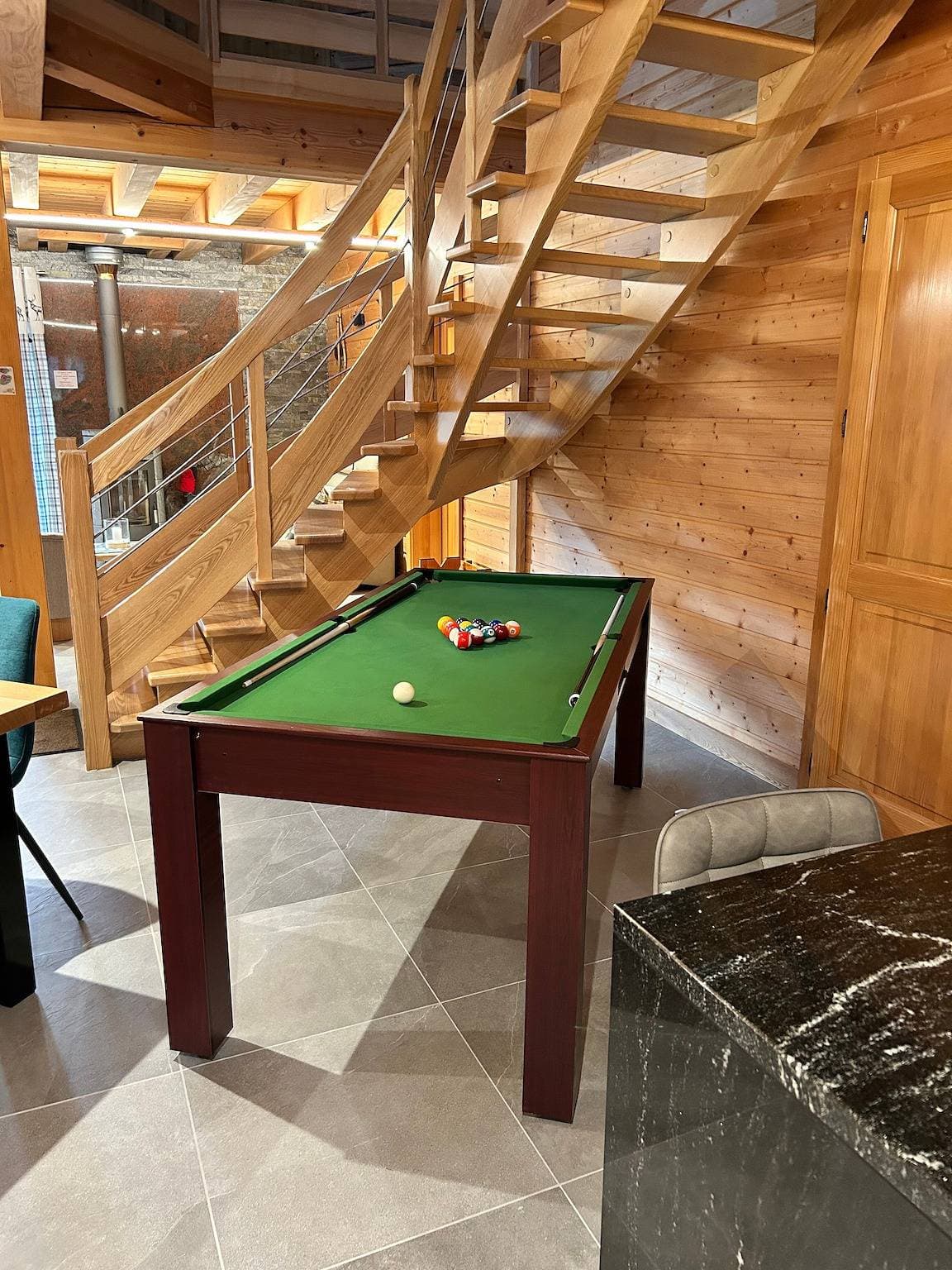 Foto 5 von 24: Chalet für 13 Personen mit Balkon