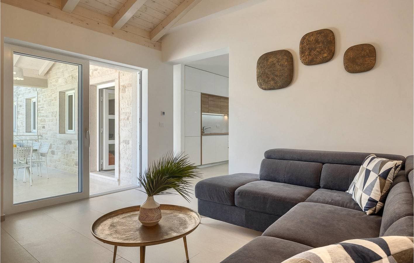Foto 4 von 51: Gemütliche 2-Zimmer-Wohnung mit Pool, WLAN und Parkplatz in der Nähe des Restaurants Fiorini