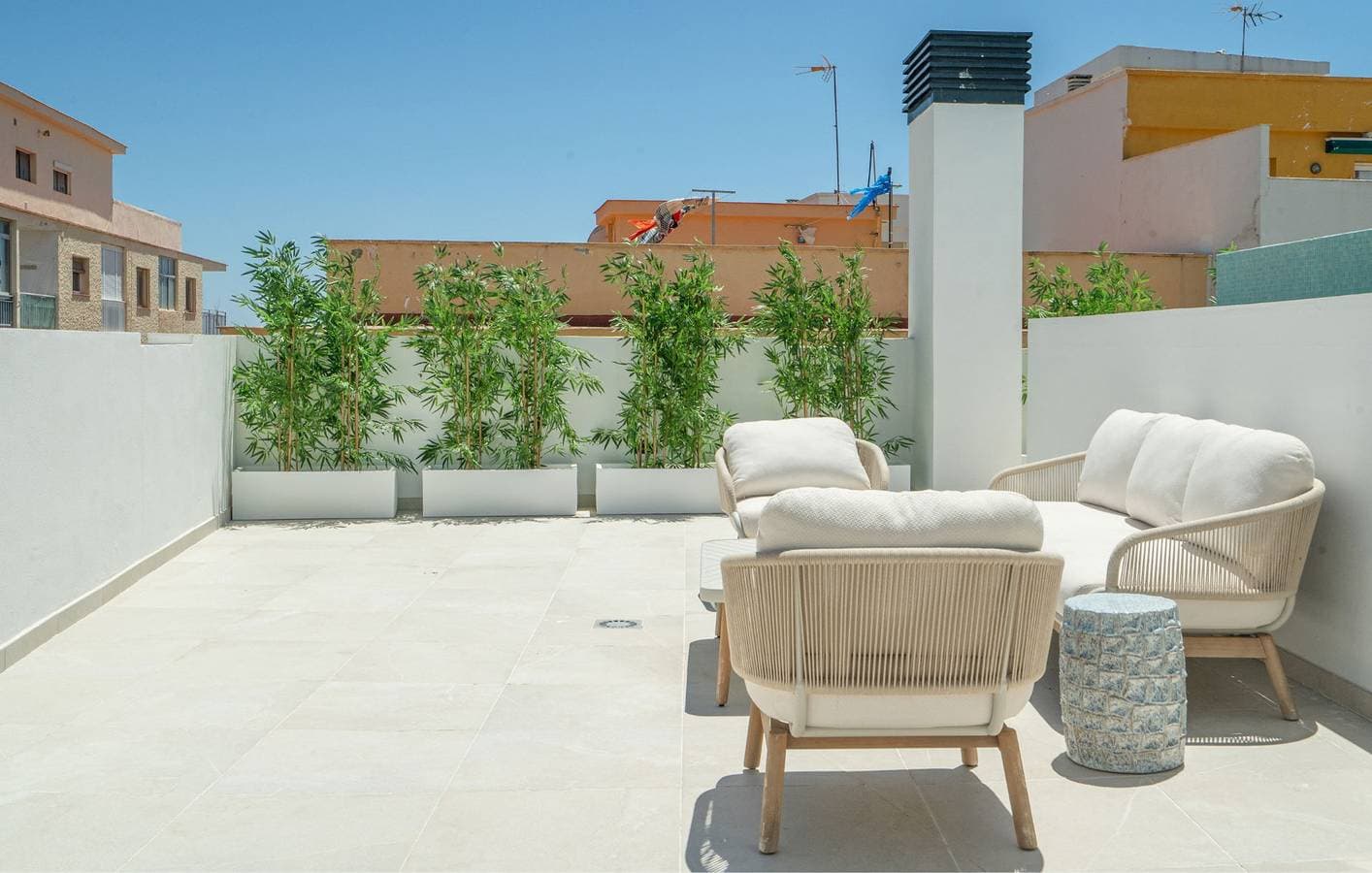 Foto 9 von 28: Ferienwohnung für 4 Personen mit Pool