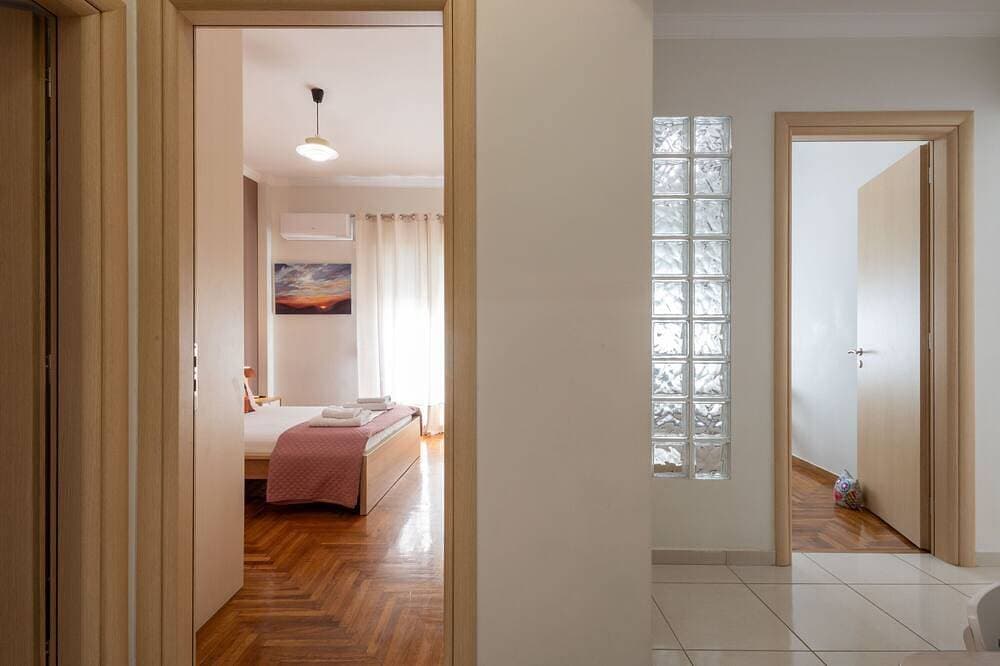 Foto 8 von 30: Comfy 2Bedroom apartment at the foothills of Acropolis