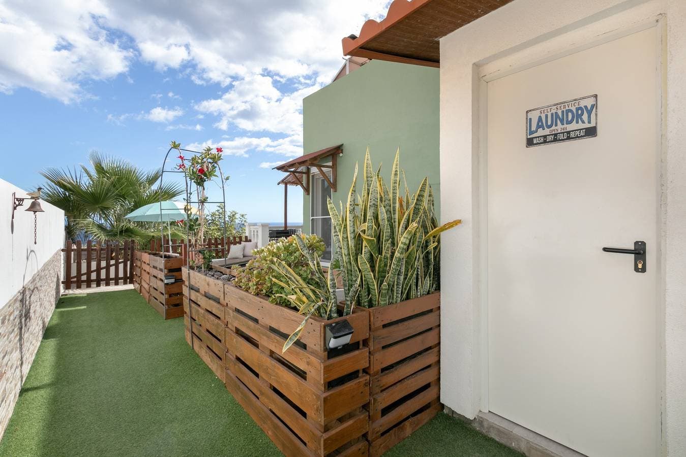 Foto 4 von 42: Ferienstudio 'Azahares 1 Estudio' mit Meerblick, privater Terrasse und Wi-Fi