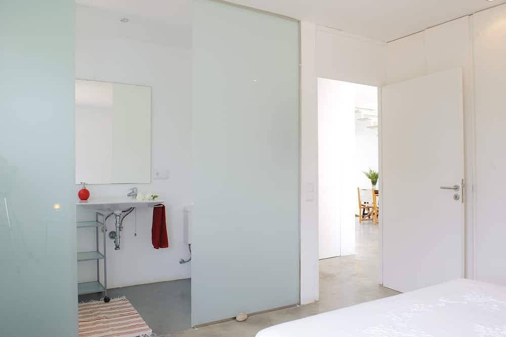 Foto 6 von 24: Modernes Ferienhaus mit Meerblick und in Strandnähe, Pool