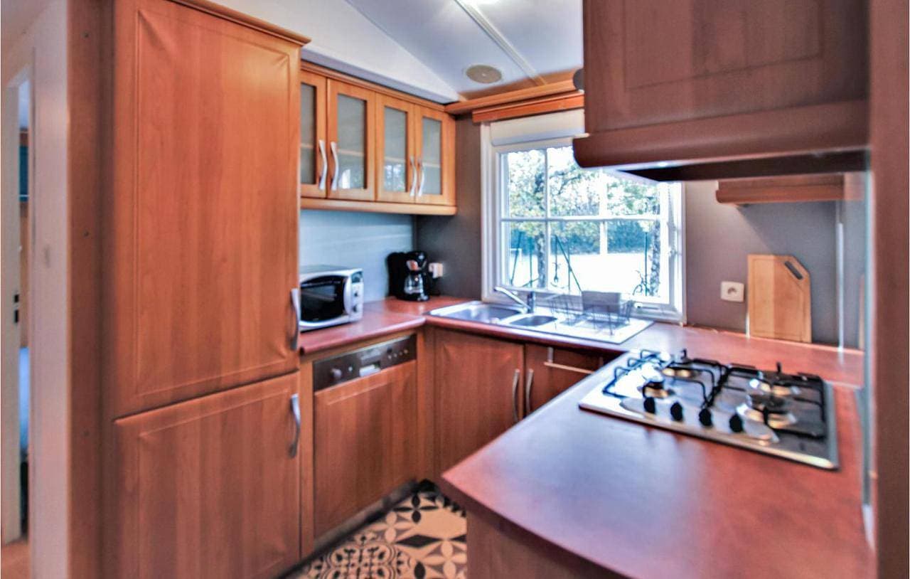 Foto 6 von 36: Six-Bedroom Holiday Home