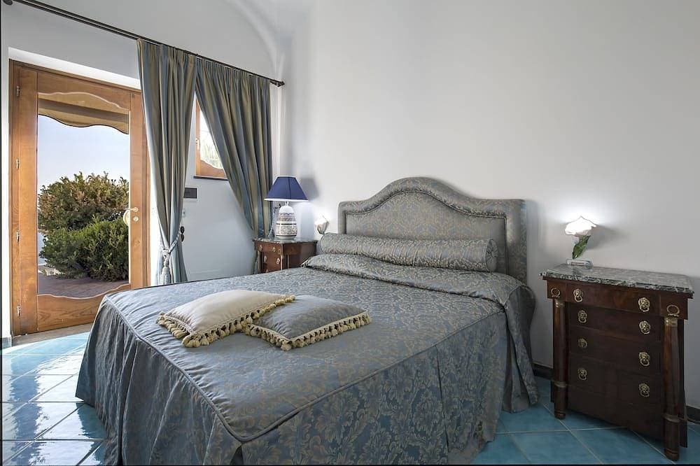 Foto 3 von 30: Villa Elena ist eine prestigeträchtige und exklusive Villa mit eindrucksvollem Meerblick.