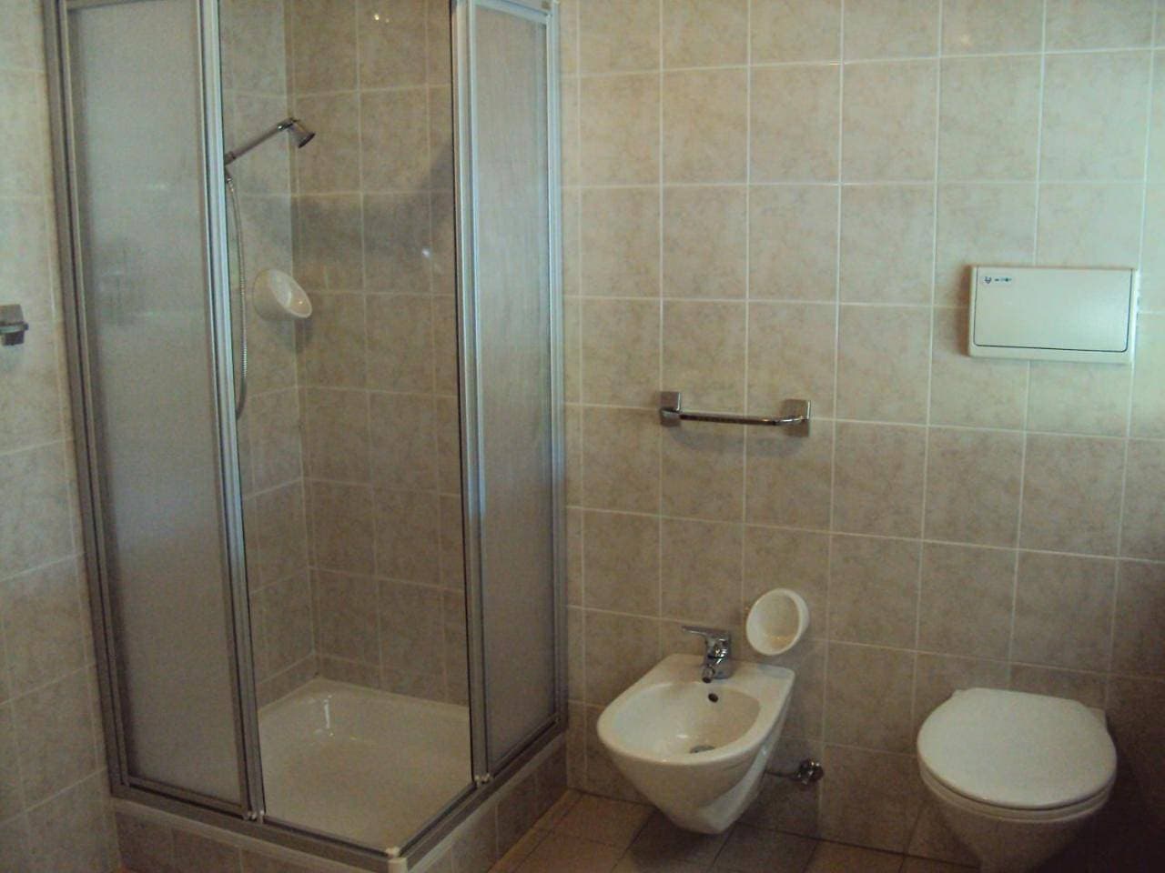 Foto 8 von 9: Two-Bedroom Apartment with Balcony