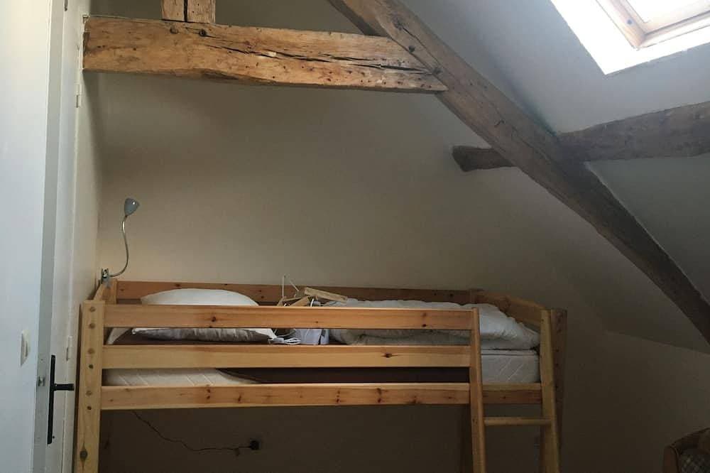 Foto 9 von 25: Altes normannisches Bauernhaus im Charentonne-Tal