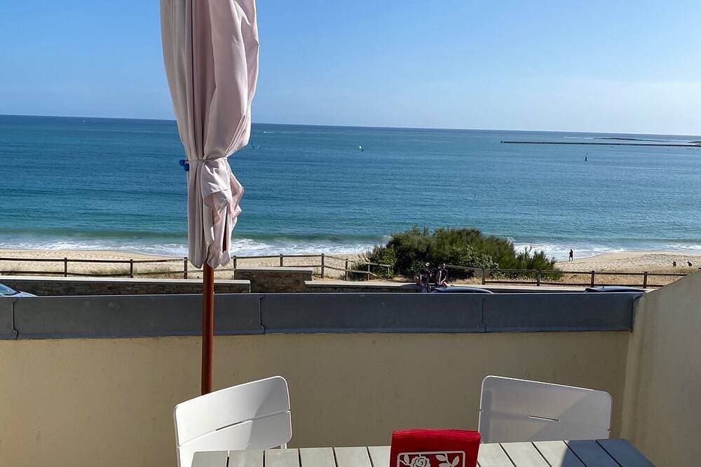 Foto 11 von 30: Duplex mit Terrasse mit Blick auf die Bucht und den großen Strand 20m entfernt