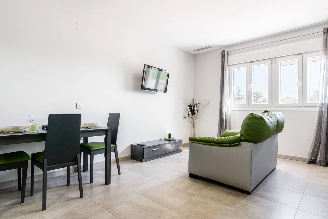 Foto 7 von 23: Modern, mit Dachterrasse und in unmittelbarer Nähe zum Strand - Apartamento La Caracola