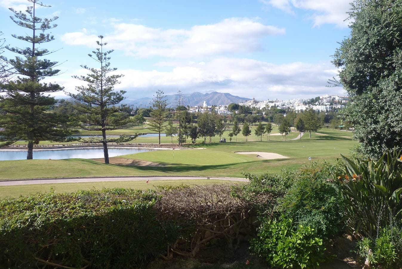 Foto 7 von 29: Beautiful Apt with Golf & Lake Views Mijas Golf