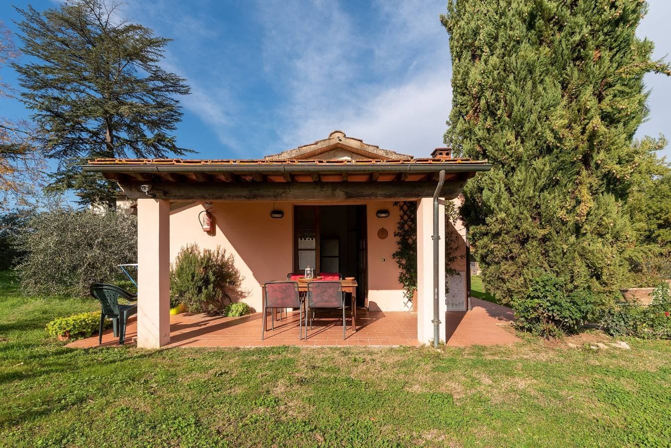 Foto 3 von 28: Villa 'La Stalla Il Sole Verde' mit Gemeinschaftspool, WLAN, Haustiere erlaubt
