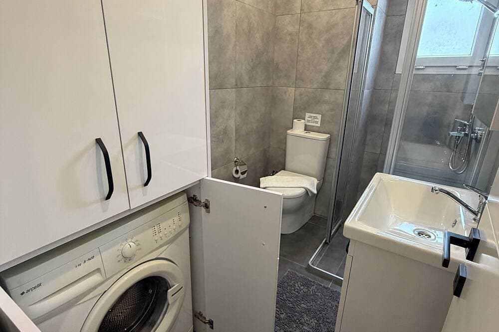 Foto 11 von 24: Charming 1Br Apartment with WiFi & AC in Girne -- Şık ve Konforlu 1+1 Daire