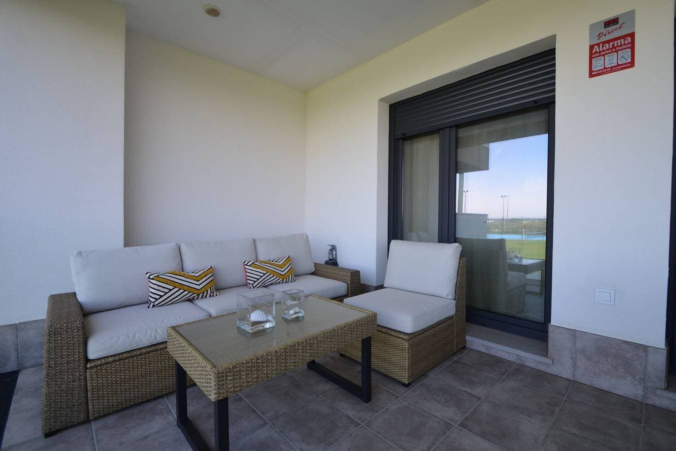 Foto 8 von 34: Ferienwohnung für 5 Personen mit Terrasse