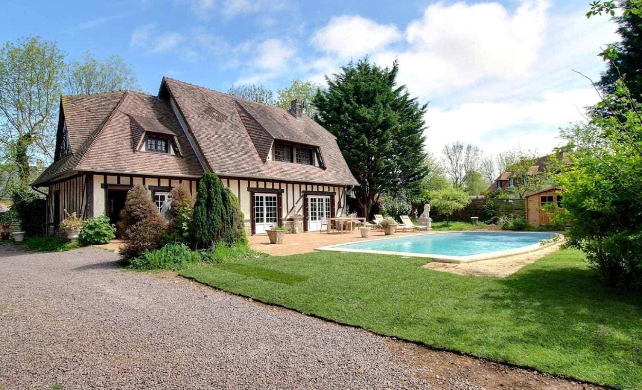 Superbe Maison Normande avec Piscine à 3 minutes de la mer 1